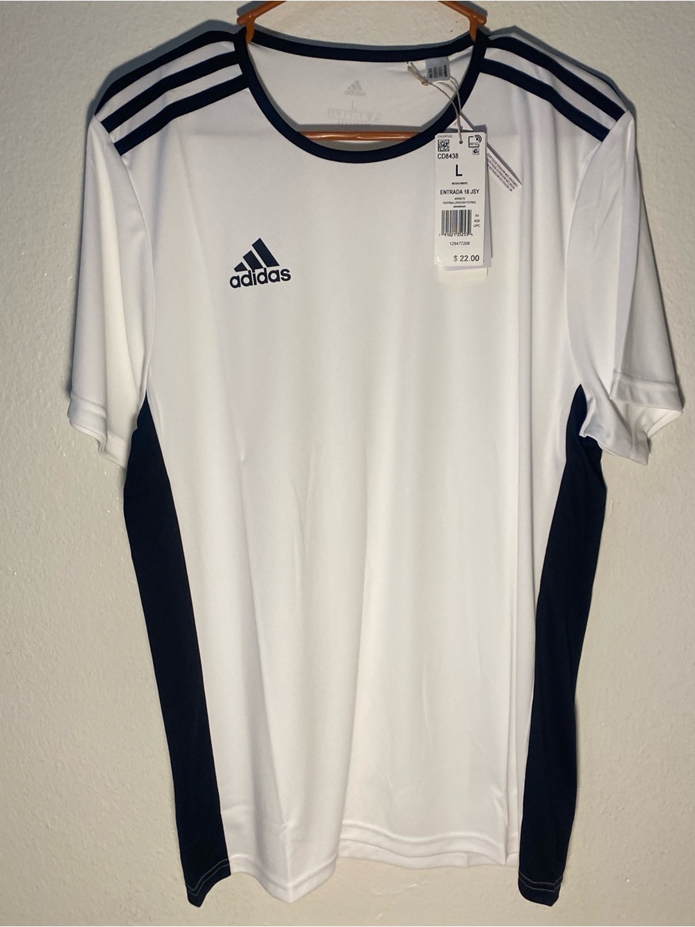 Vintage 2010’s Aeroready Adidas Entrada 18 Jersey White/Black Crewneck Large NWT
